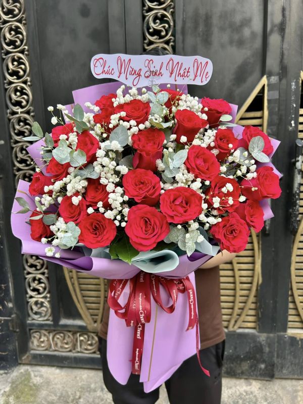 Bó hoa sinh nhật màu đỏ
