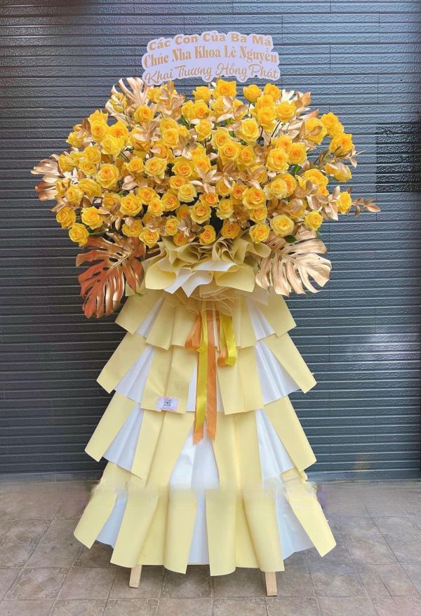 Kệ hoa khai trương