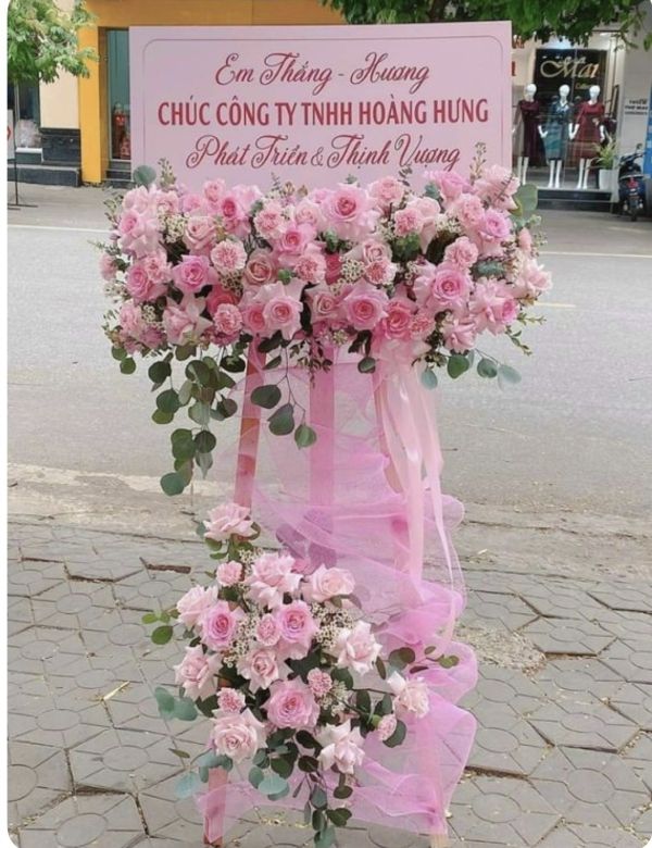 Kệ hoa khai trương