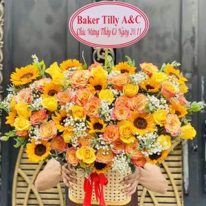 giỏ hoa chúc mừng