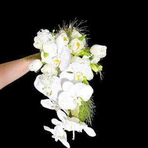 Hoa Cưới Lan Hồ Điệp Dáng Rủ – Mây Trắng Dịu Êm