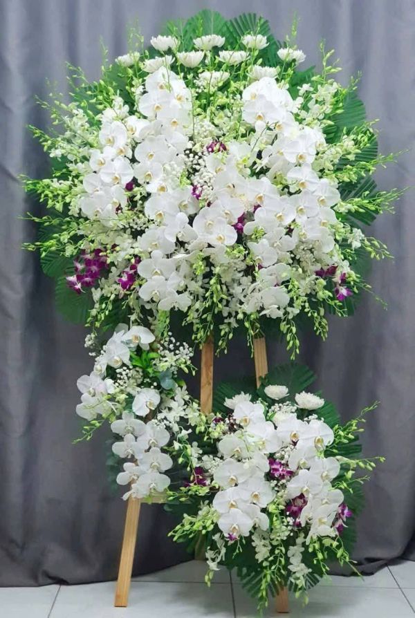 Kệ hoa viếng